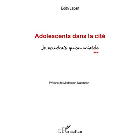 Adolescents dans la cité