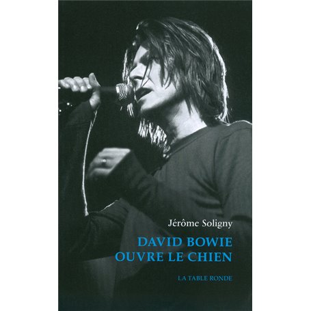 David Bowie ouvre le chien