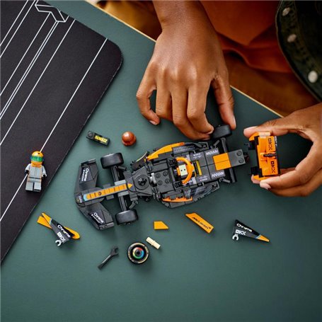 LEGO Speed Champions McLaren Formule 1 Voiture de Course Formule 1 2023 (76919).