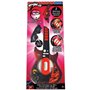 * Une super guitare électronique Ladybug et des lunettes avec micro pour découvrir la musique en s'amusant et avec style