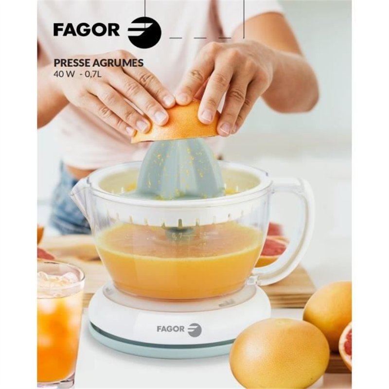 Image secondaire de Presse-agrumes électrique - FAGOR - FGPA07 - 700 ml - 2 cônes - Bec verseur