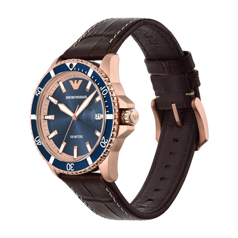 Image secondaire de Emporio Armani Montre pour homme, mouvement quartz/date à 3 aiguilles, boîtier de 42 mm, bracelet en cuir pro-planet AR11556