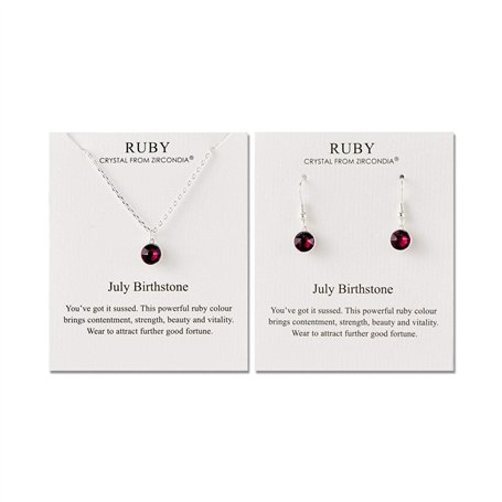 Philip Jones Ensemble collier et boucles d'oreilles avec pierre de naissance de juillet (rubis) créés avec des cristaux Zircondi