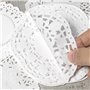 Dentelle Napperons Papier,150 Pcs Napperon en Papier Rond Tortenspitze Papier Runde Spitze Papiermatten Tischsets pour Décoratio