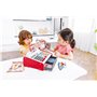 Hape Jeu Caisse Enregistreuse Enfants - Enfants 3 Ans et Plus - Inclus Trois d’écran, Une Feuille d’Autocollants, Une Carte banc