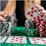 jetons de poker et cartes de poker - Parfait pour les pro