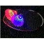 Itian 4 Pièces LED Volant de Badminton Nuit Noire Lueur Birdies Eclairage pour Les Activités Sportives Intérieur et Extérieur