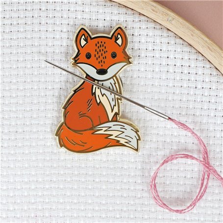 Caterpillar Cross Stitch Porte-aiguilles magnétique Fox pour point de croix
