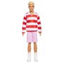 Barbie - Poupée Ken Fashionistas avec haut a rayures rouges et short - Barbie - HYV01