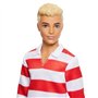Barbie - Poupée Ken Fashionistas avec haut a rayures rouges et short - Barbie - HYV01