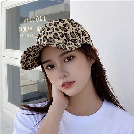 Barbie - Poupée Deluxe Style - Tenue rose métallisé et cheveux blonds - Barbie - JFP40