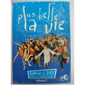 PLUS BELLE LA VIE volume 2: épisodes de 31 à 60 PLUS BELLE LA VIE volume 2: épisodes de 31 à 60