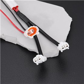 Stick solaire SPF50+ visage & lèvres – Enfant dès la naissance – Peaux sensibles – Sans parfum – Résistant à l’eau – Format 17g