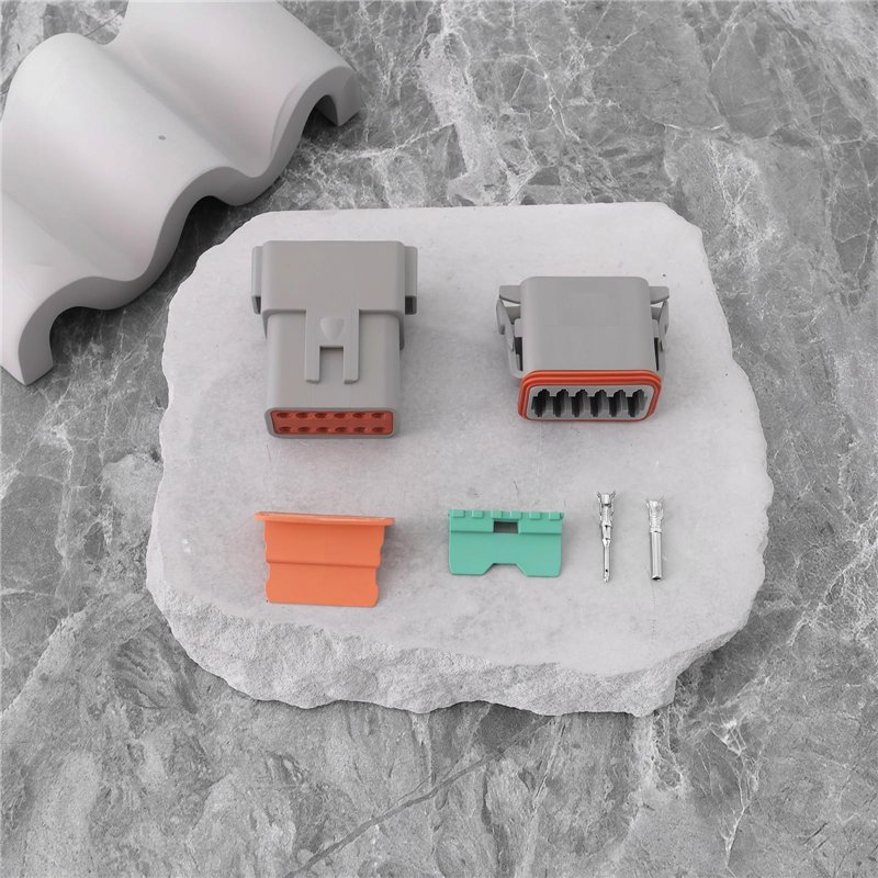 Lot de 102 couches jetables pour bébé