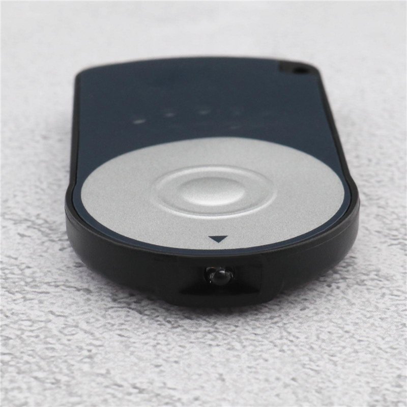 Medela Tire Lait Manuel Harmony Pump & Feed, Tire Lait Manuel, Kit tout-en-un, Poignée 360°