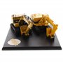 Diecast Masters 85715 - Caterpillar Cat Bagger Evolution Set avec Livre Cat 225 et Cat 323, échelle 1:50, env. 6,3 x 8,0 x 16,3