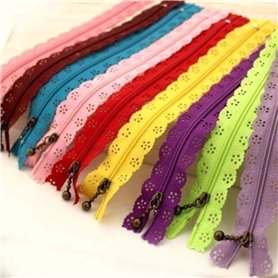 Yeqin (TM) Lot de 20 fermetures éclair en dentelle - Couleurs aléatoires - 30 cm - Finition en nylon - Pour confection de robes  Yeqin (TM) Lot de 20 fermetures éclair en dentelle - Couleurs aléatoires - 30 cm - Finition en nylon - Pour confection de robes