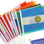 Juvale Drapeaux Pays du Monde Internationaux pour Bureau 21 x 13,9 cm avec Supports de 30 cm (Paquet de 24)
