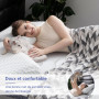 Amazon Basics Surmatelas de Mousse à Mémoire de Forme avec Gel Rafraîchissant Moelleux, 135 x 190 x 7 cm, Blanc