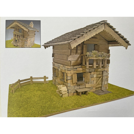 Kit de Montage Maison Trentina en Bois - Modèle 1:50