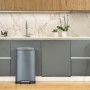 Poubelle de cuisine à pédale GREENWICH - 40L en acier inoxydable gris mat