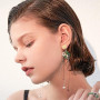 UNICRAFTALE 24pcs Forme Coeur Doré Placage sous Vide Résultats Boucle Oreille 304 Clous Oreille en Acier Inoxydable avec Écrous