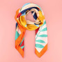 DRESHOW 4 Pack Femmes Grand Foulards Carrés Satin Foulards Cheveux Accessoires Soie Carrés Motifs Classiques Bandanas Plage