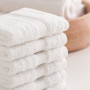 Todocama - Lot de 24 Serviettes de Toilette (30 x 30 cm) 100% Coton Doux et Absorbant, 550 g/m² Premium, (Blanc)